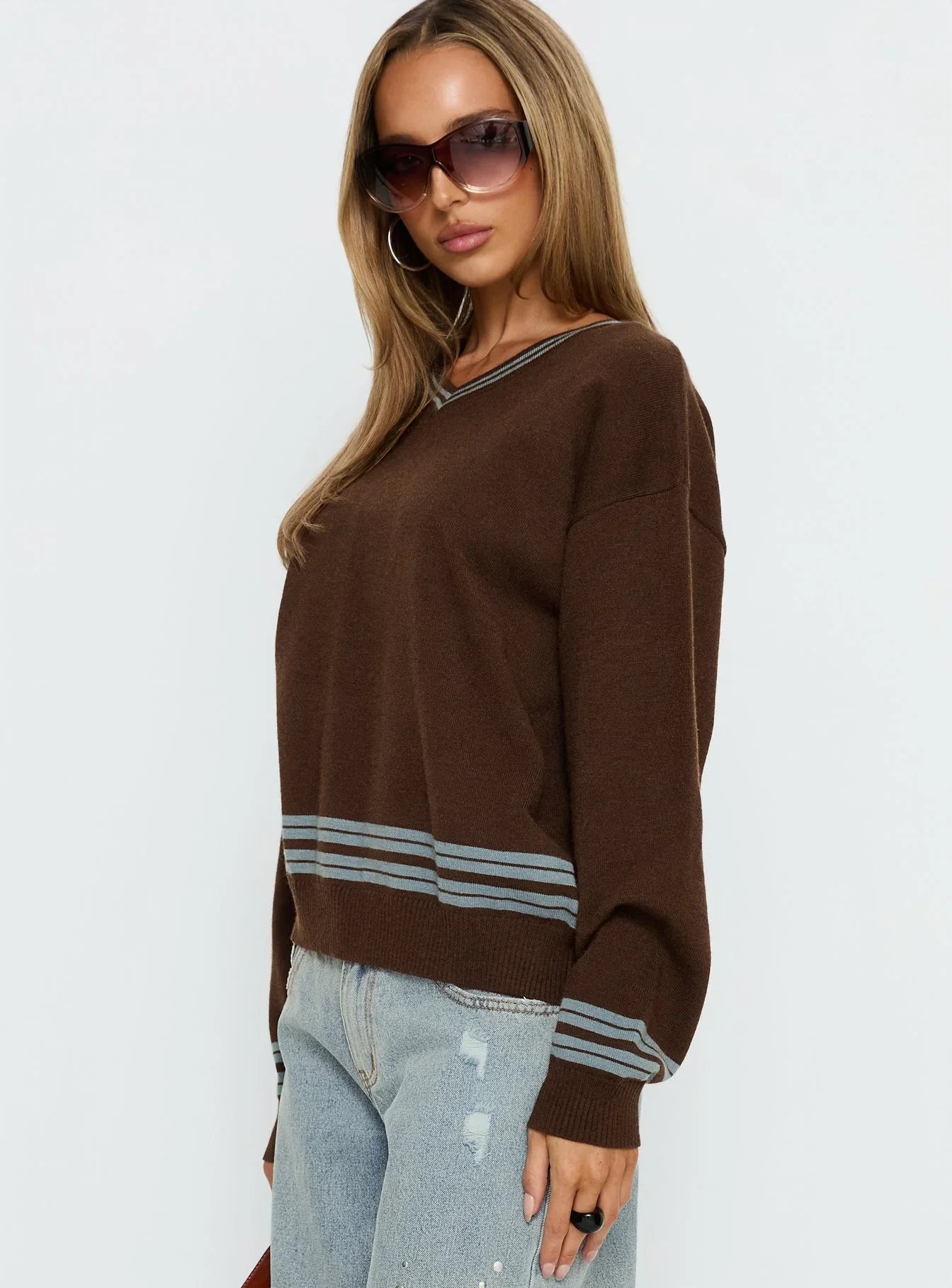 Yarnia V Neck Jumper Brown Blue