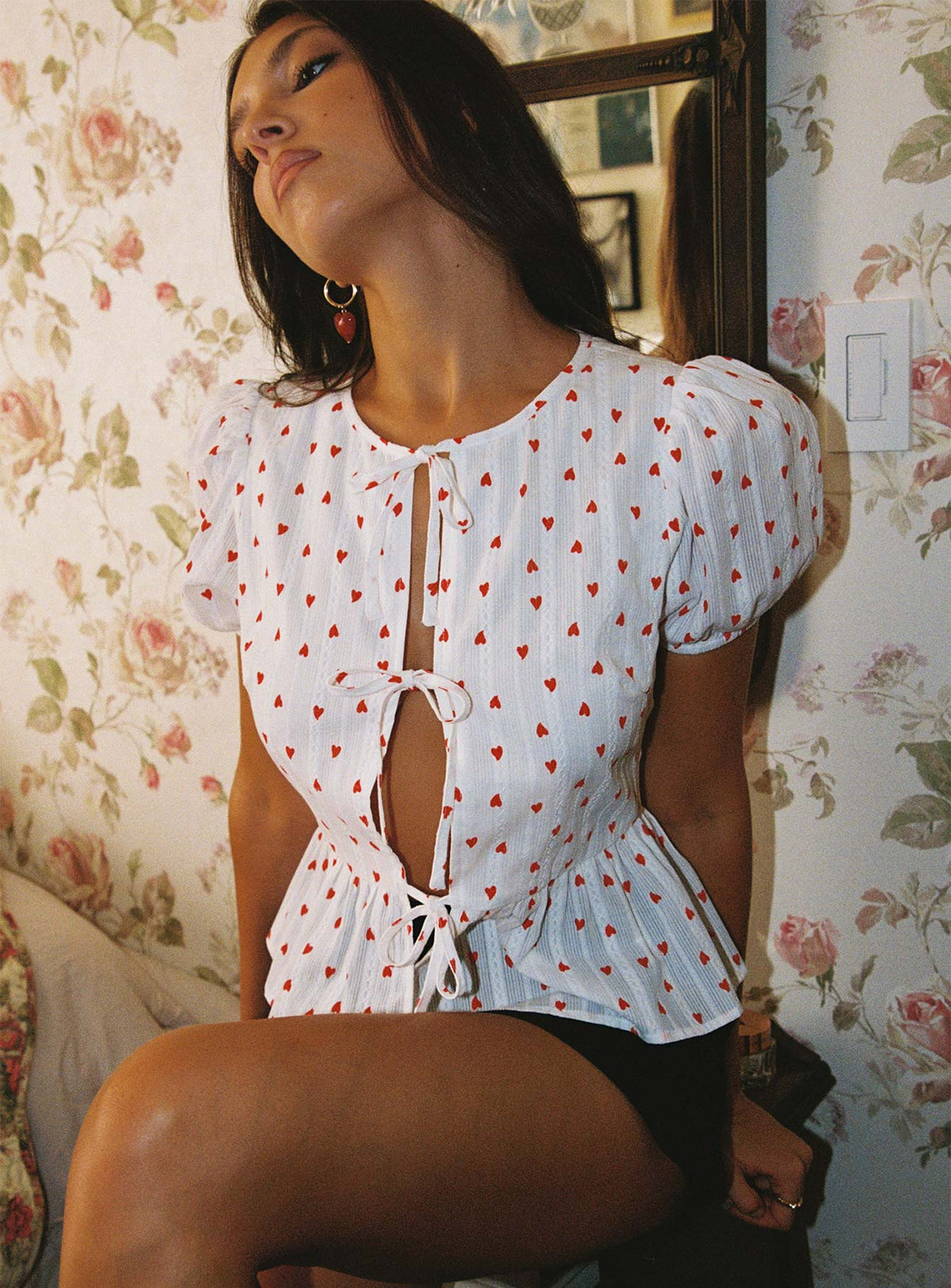 Lucky In Love Bow Tie Top White Red