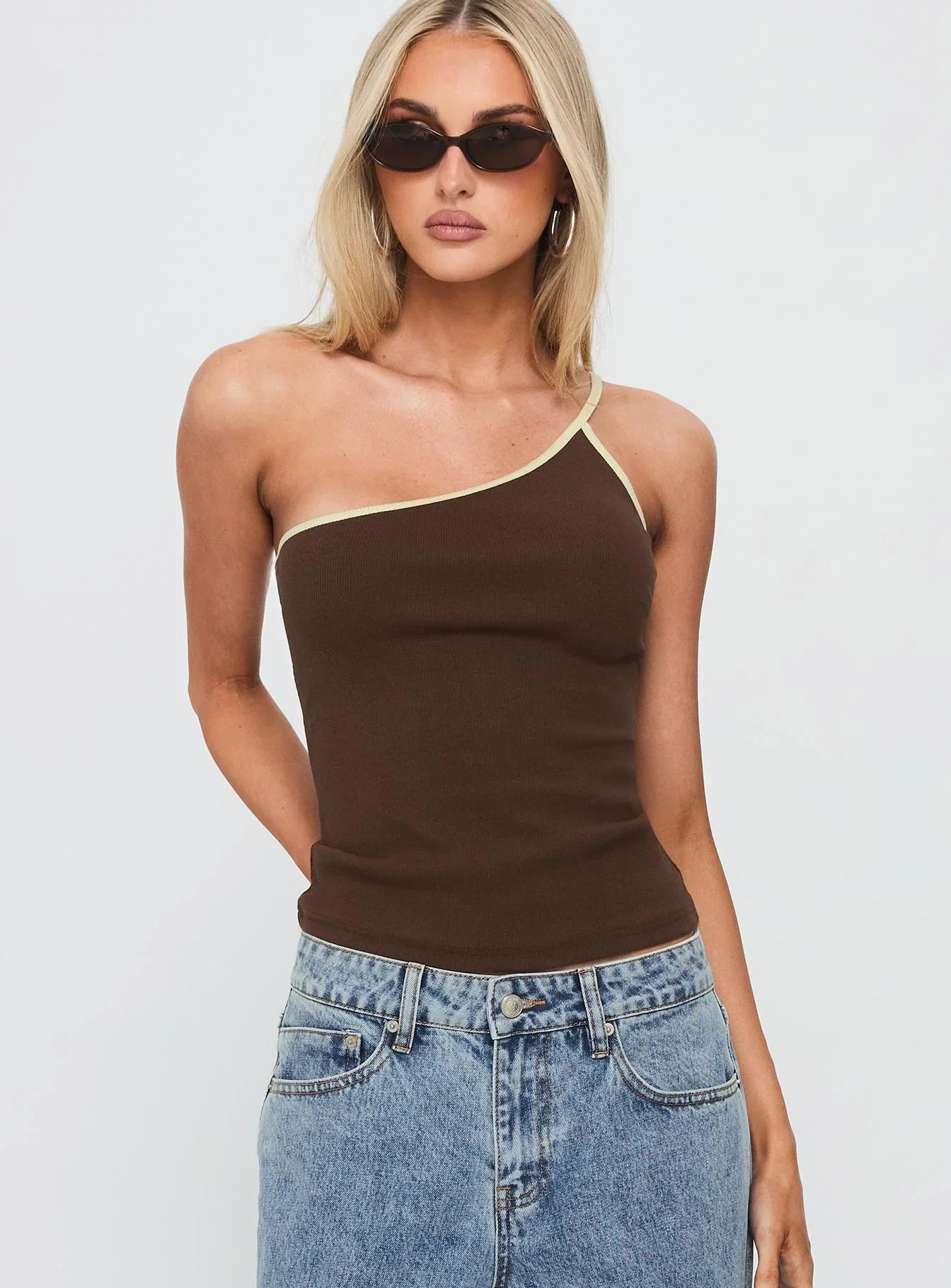 Hold It Down One Shoulder Contrast Top Chocolate Yellow