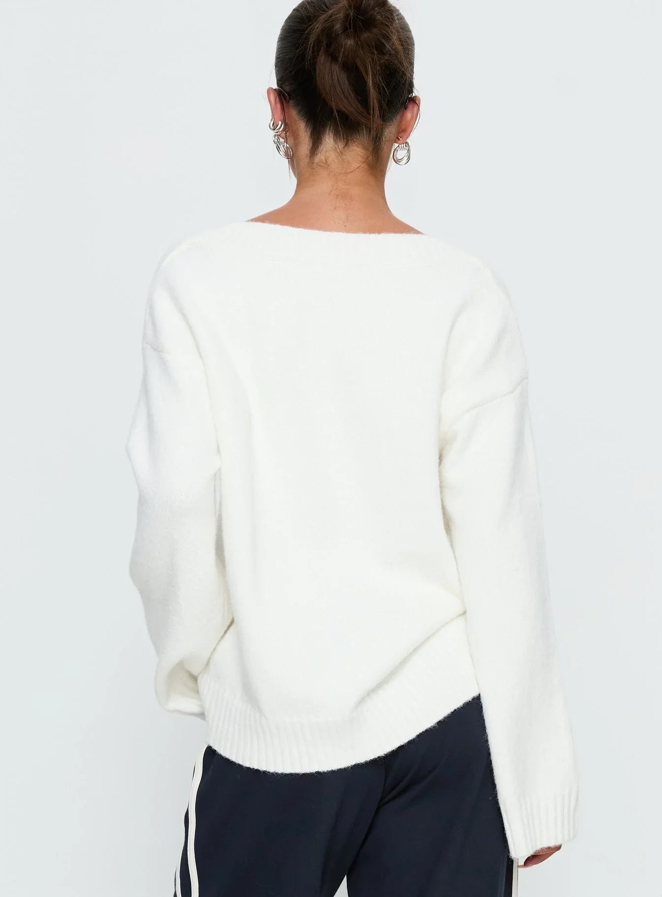Kaileigh V Neck Knit Sweater Cream