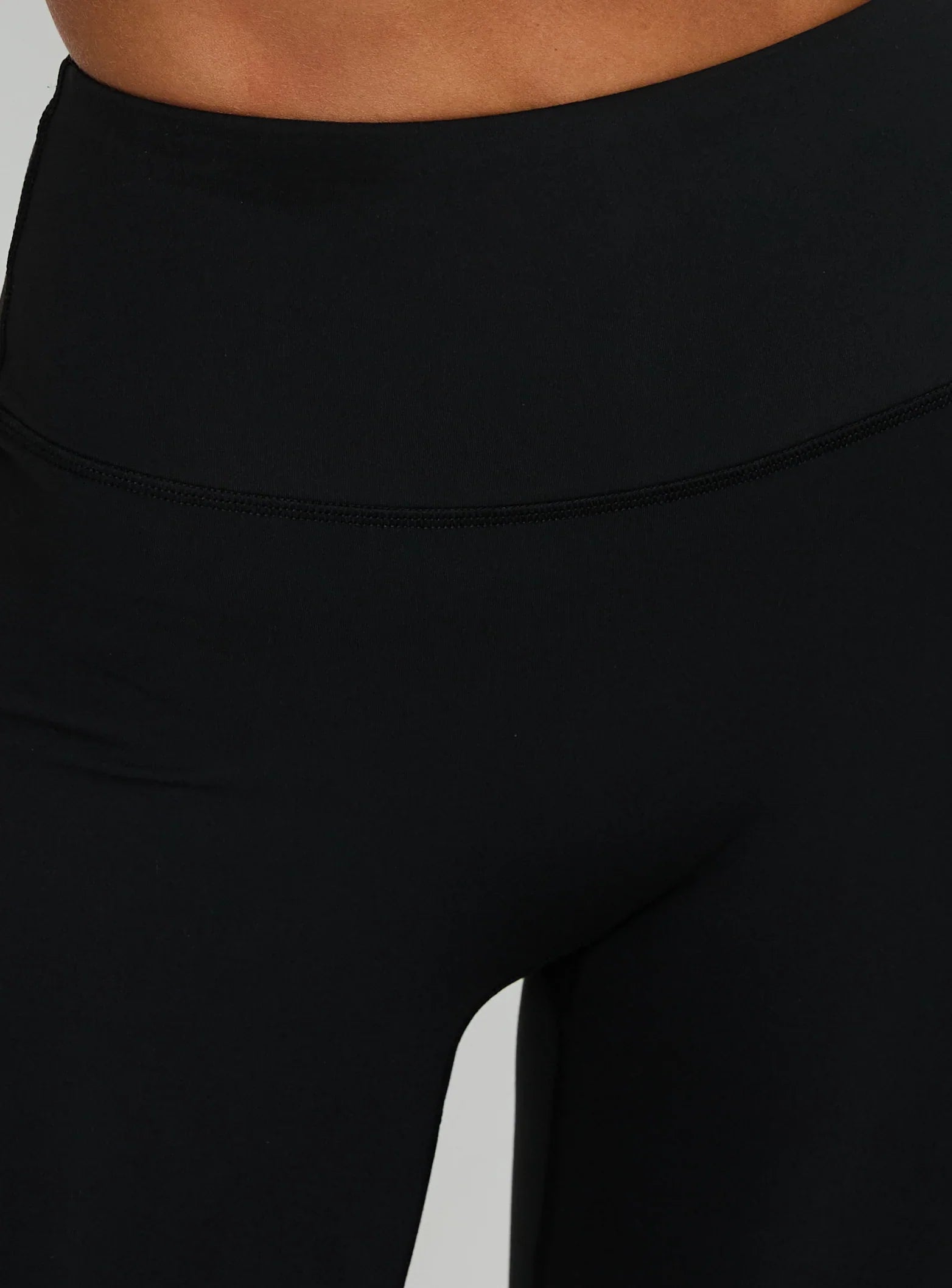 Stride Active Invisible Scrunch Leggings Black