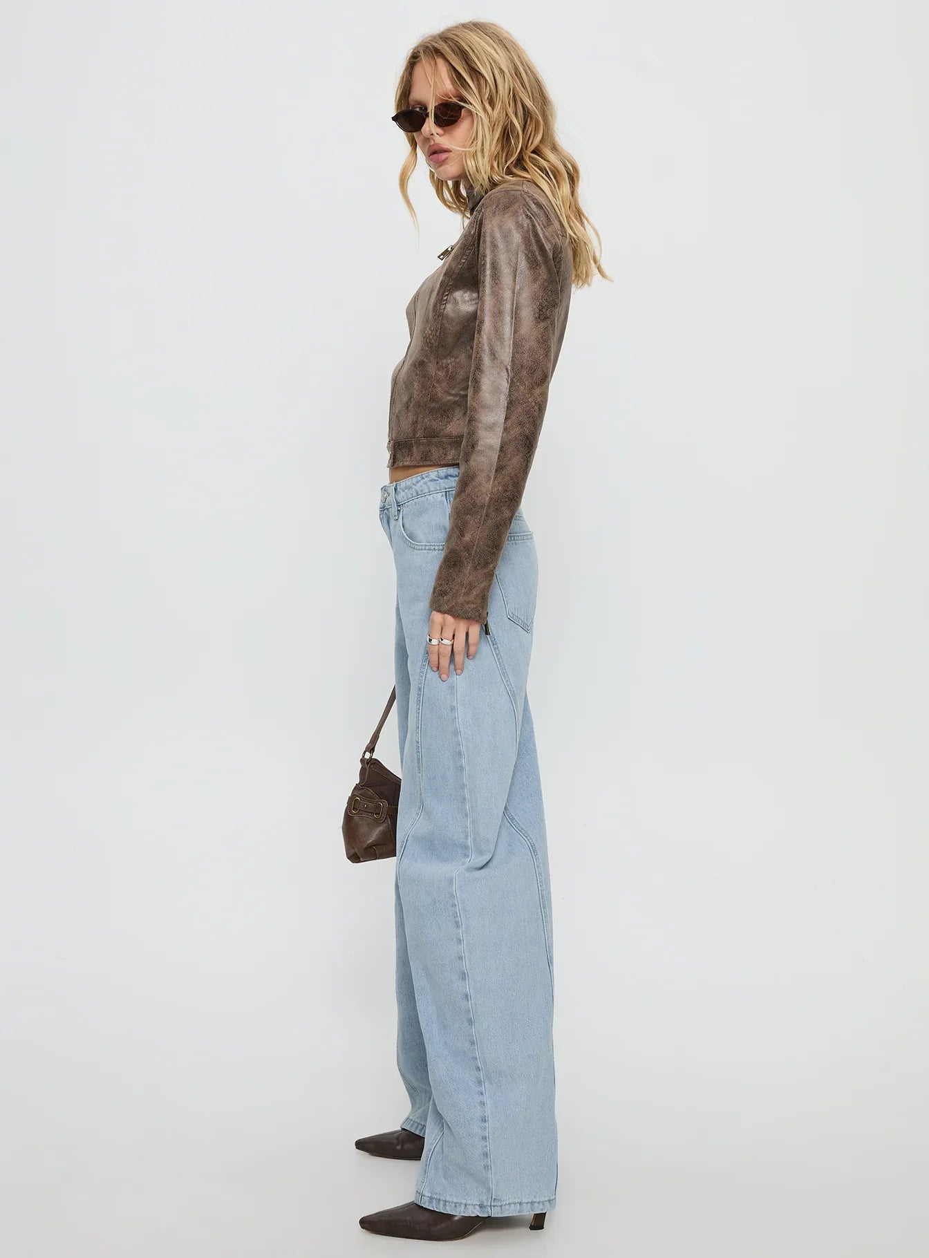Lost Track Mid Rise Barrel Leg Jeans Ice Wash