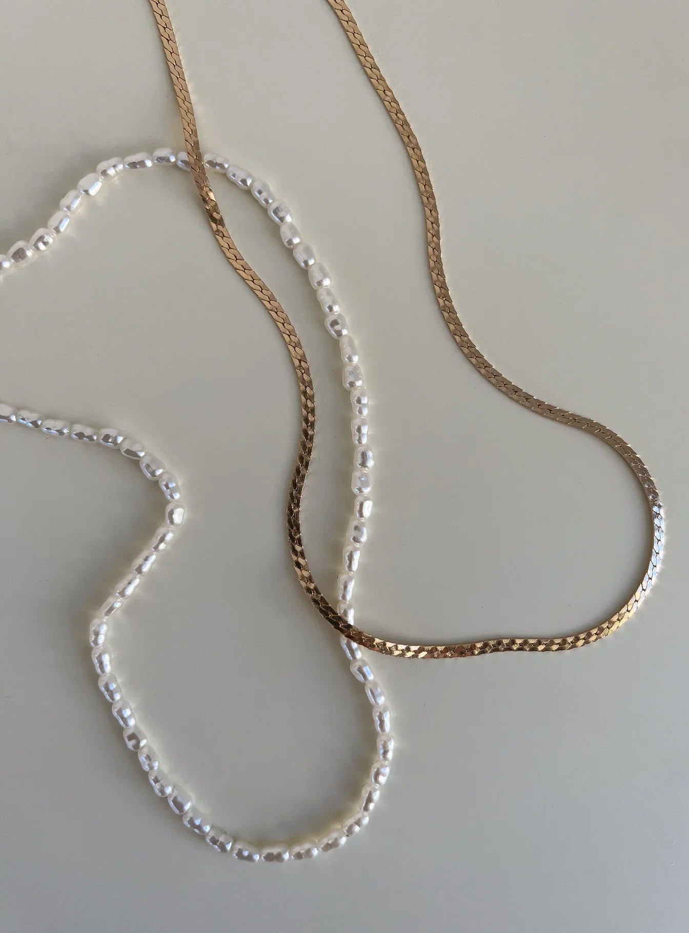 In The Zone Necklace Set Gold White