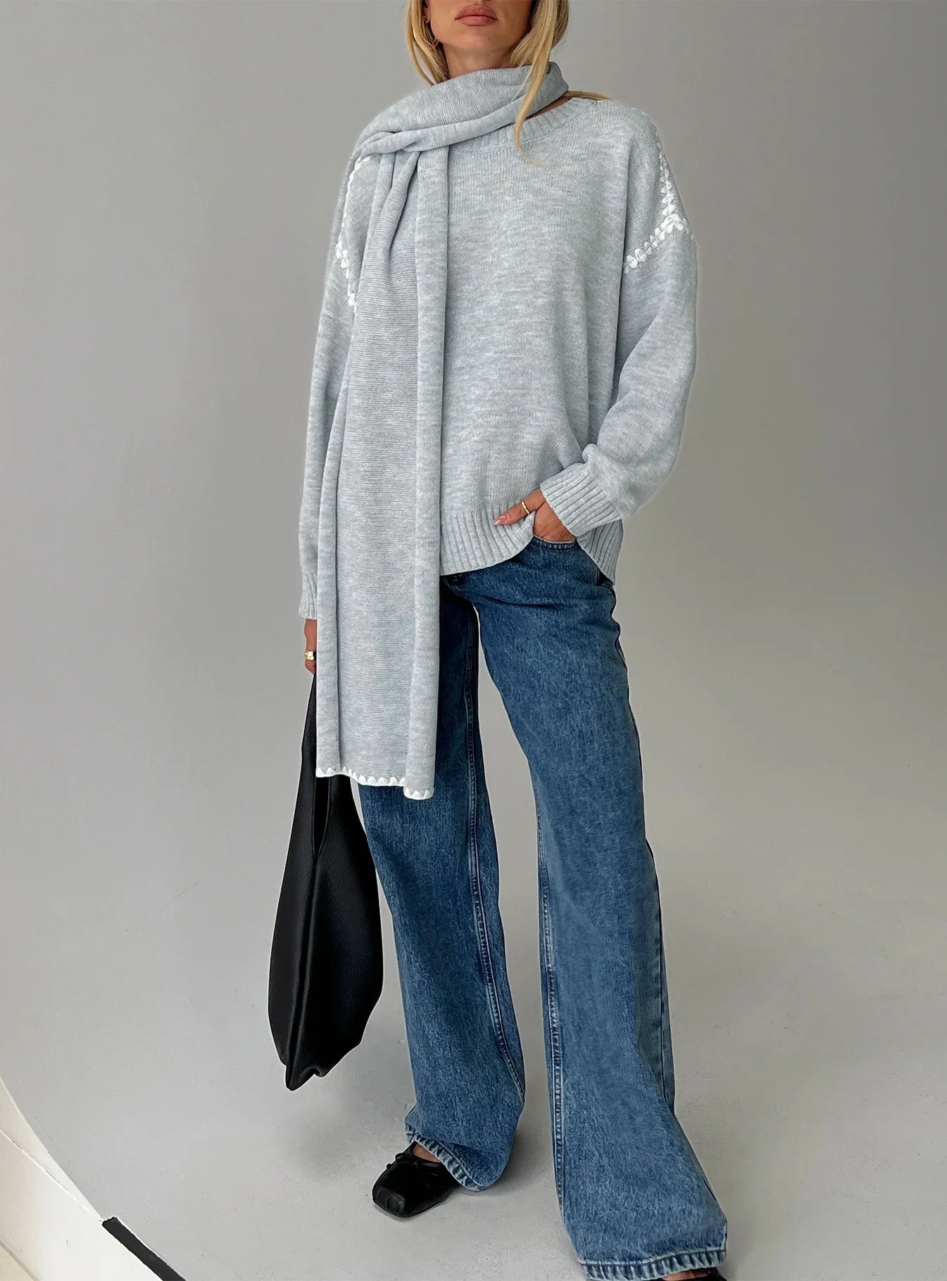 Keriana Contrast Stitch Knit Sweater Grey White