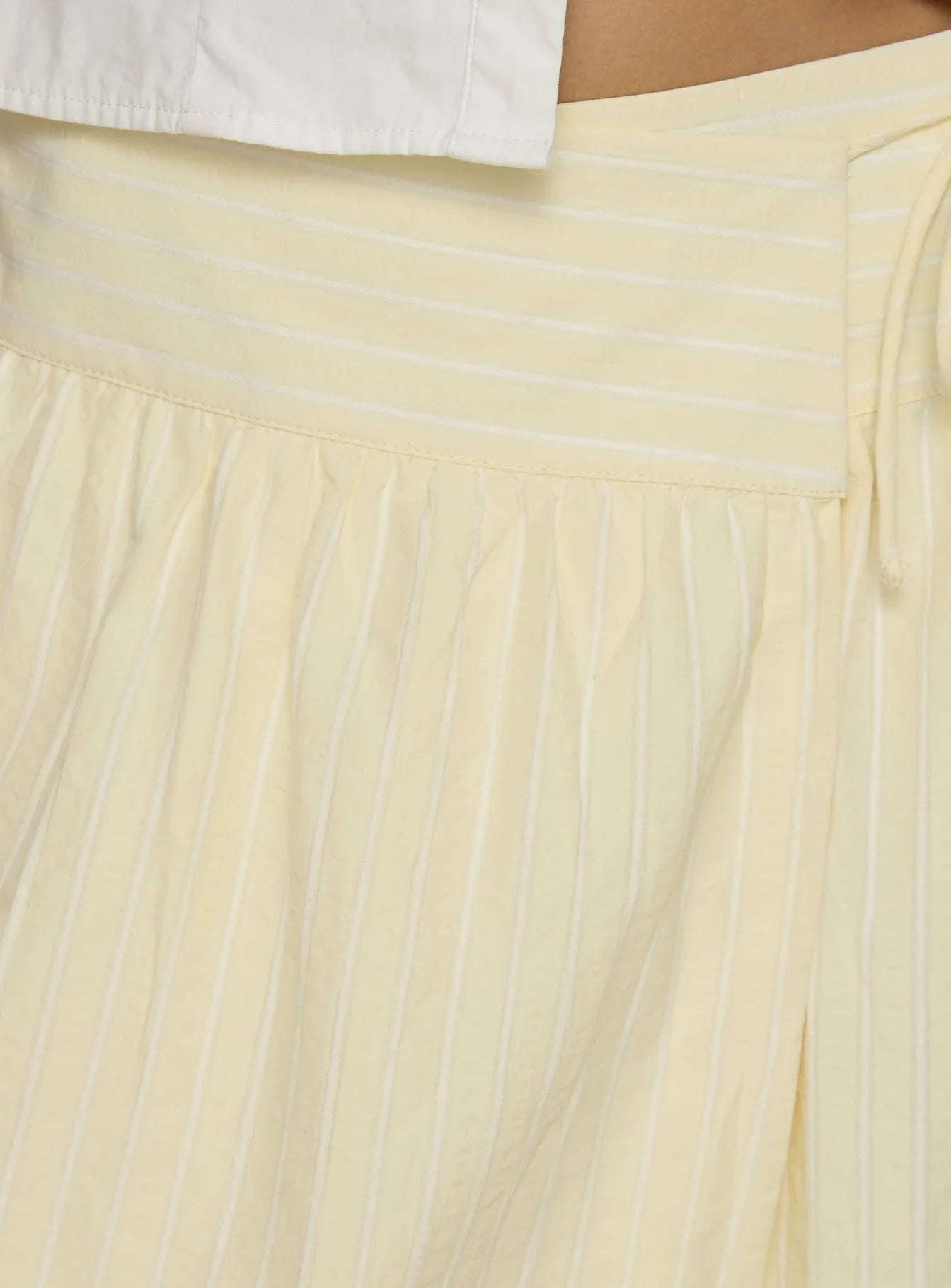 Sunney Wrap Midi Skirt Yellow