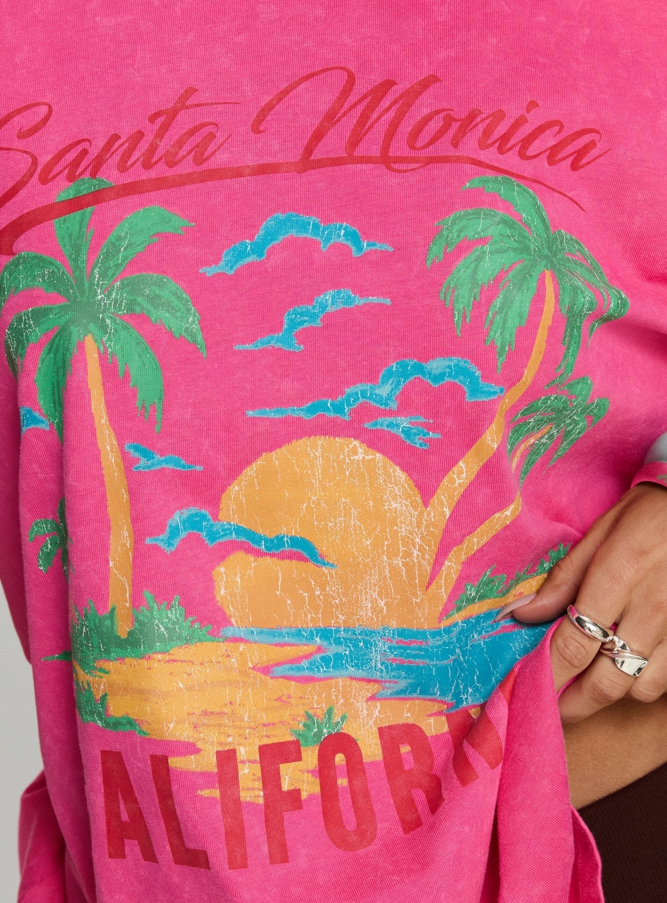 Santa Monica Beach Oversized Graphic Tee Washed Pink