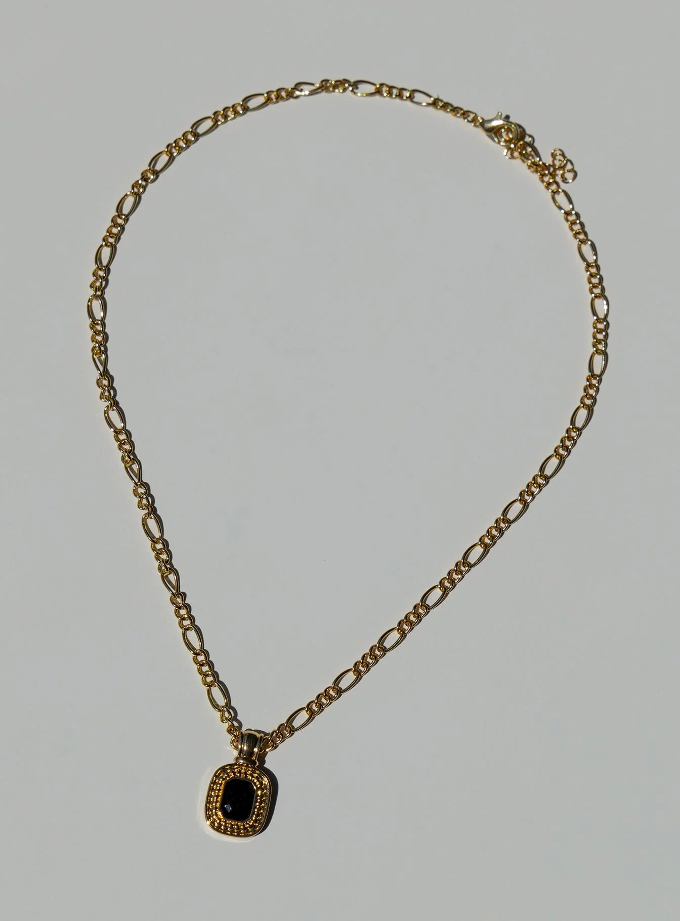 Setton Pendant Necklace Gold Black