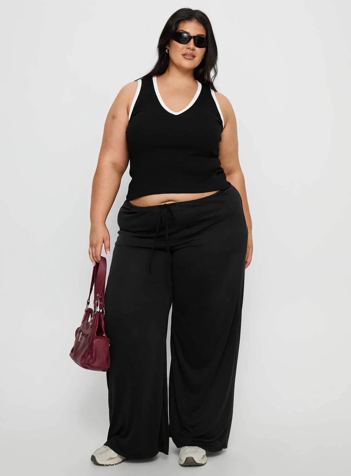 Baseline V Neck Rib Tank Top Black White Curve