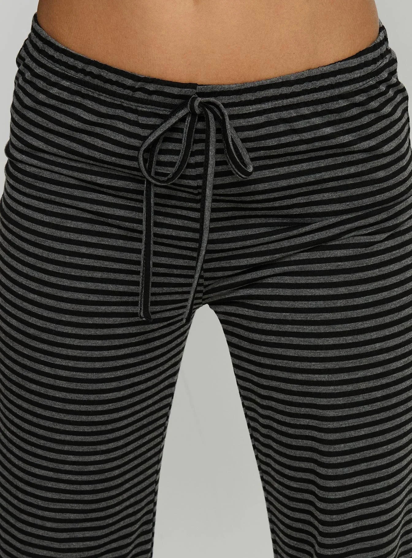 Alfreda Jersey Pants Grey Black Stripe