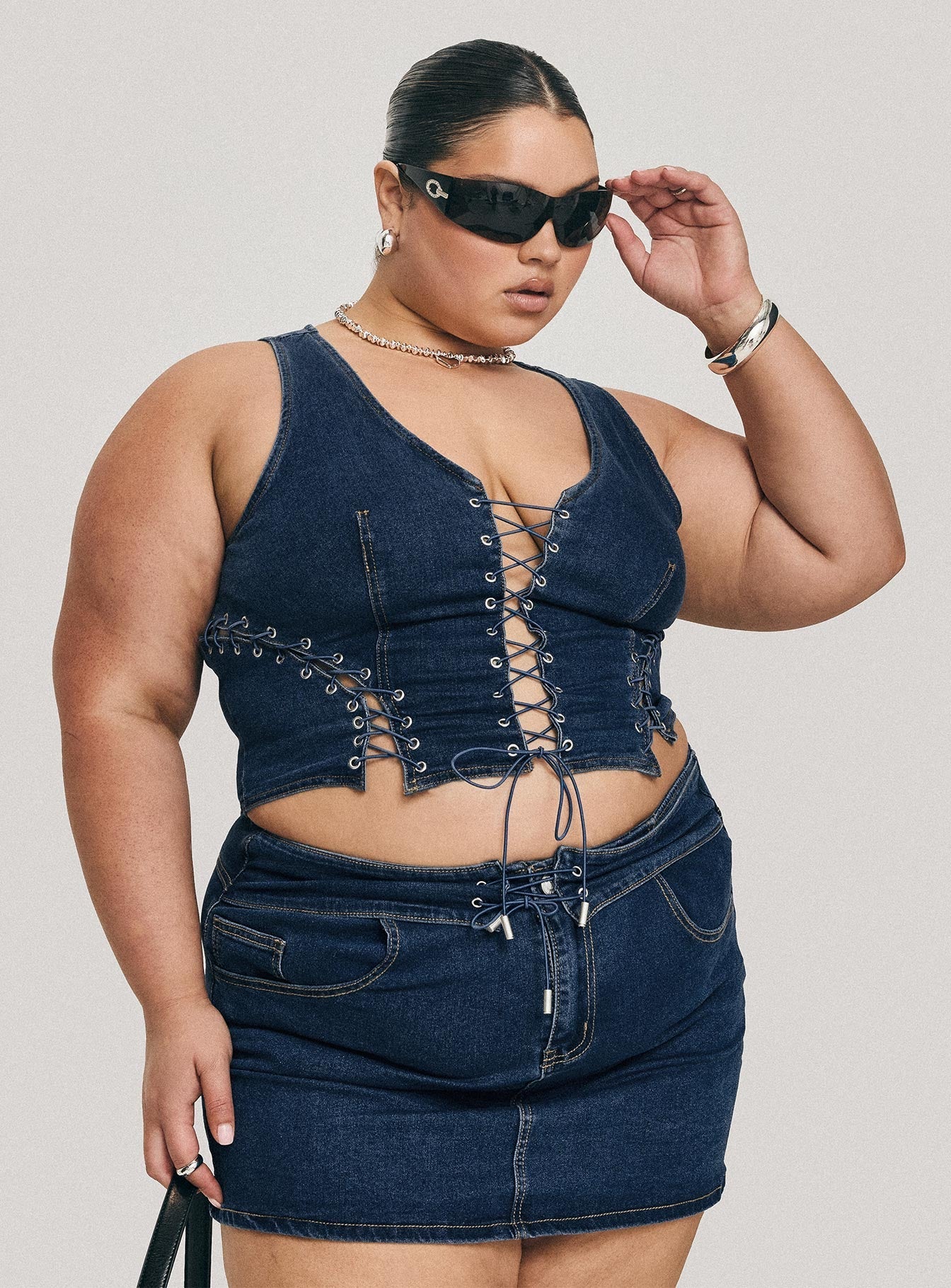 Popular Low Rise Mini Skirt Mid Blue Wash Curve