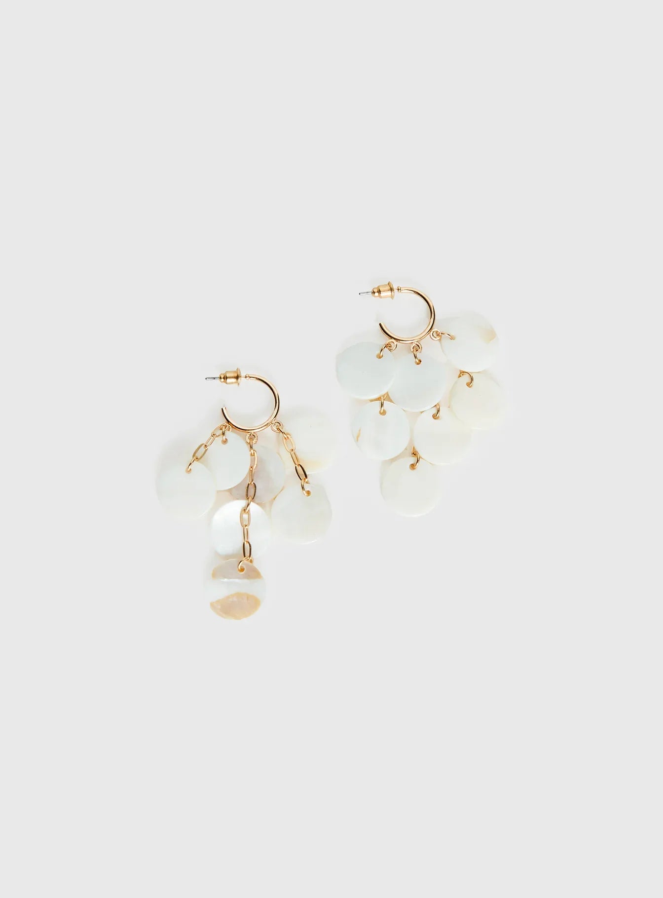 Elizabette Shell Earrings White