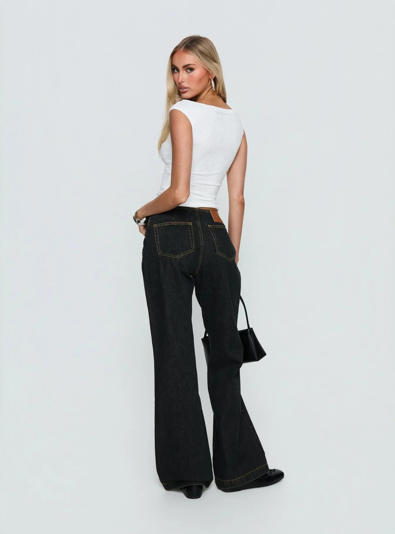 Slow Ride Mid Rise Bootleg Belted Jeans Grunge Wash