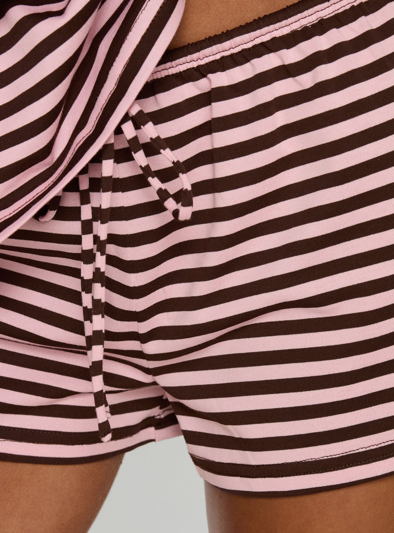 Settle Down Tie Shorts Pink / Brown Stripe