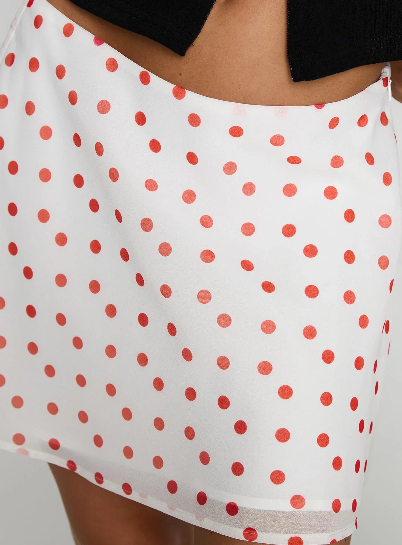 Dapple Bias Mini Skirt White Red Polka