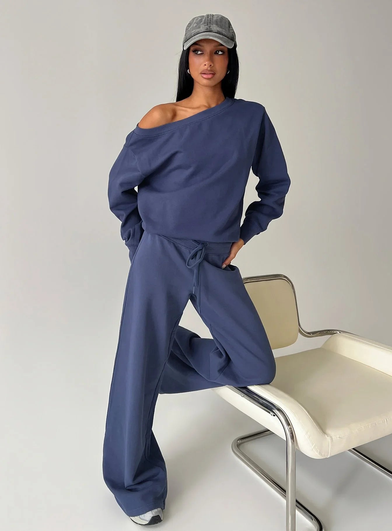 Wellness Off the Shoulder Jumper Navy
