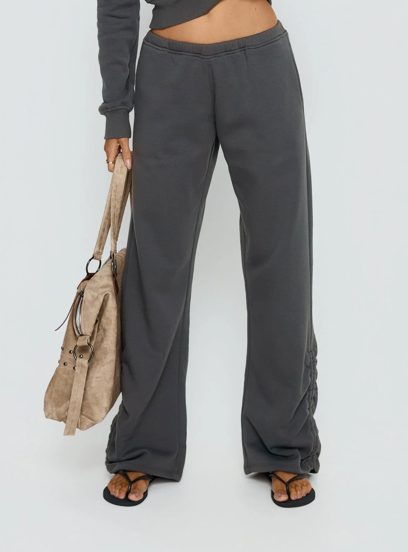Rylan Low Rise Joggers Grey