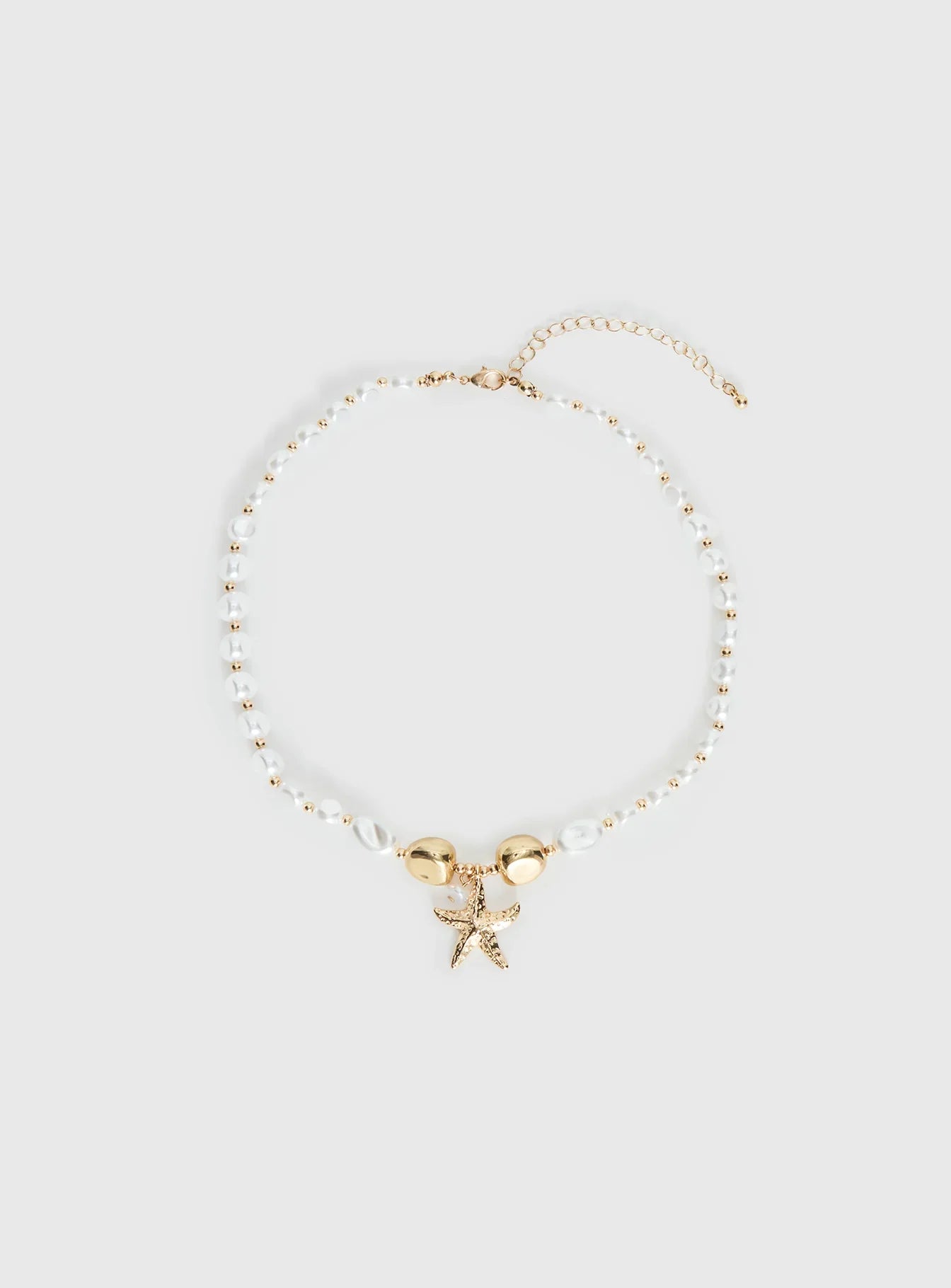 Splashy Star Pendant Necklace Gold