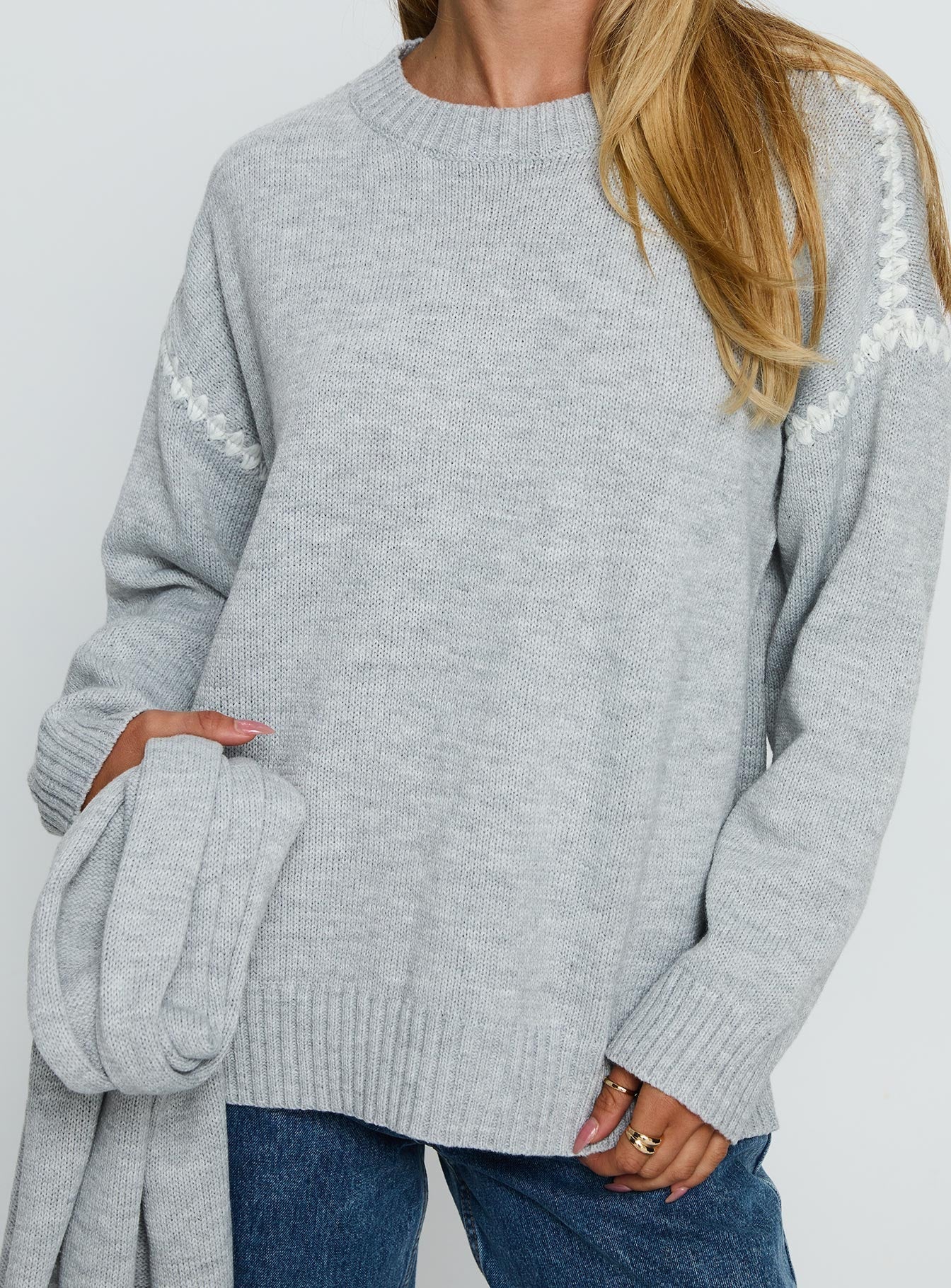 Keriana Contrast Stitch Knit Sweater Grey White