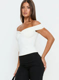 Maxeina Off Shoulder Twist Top White