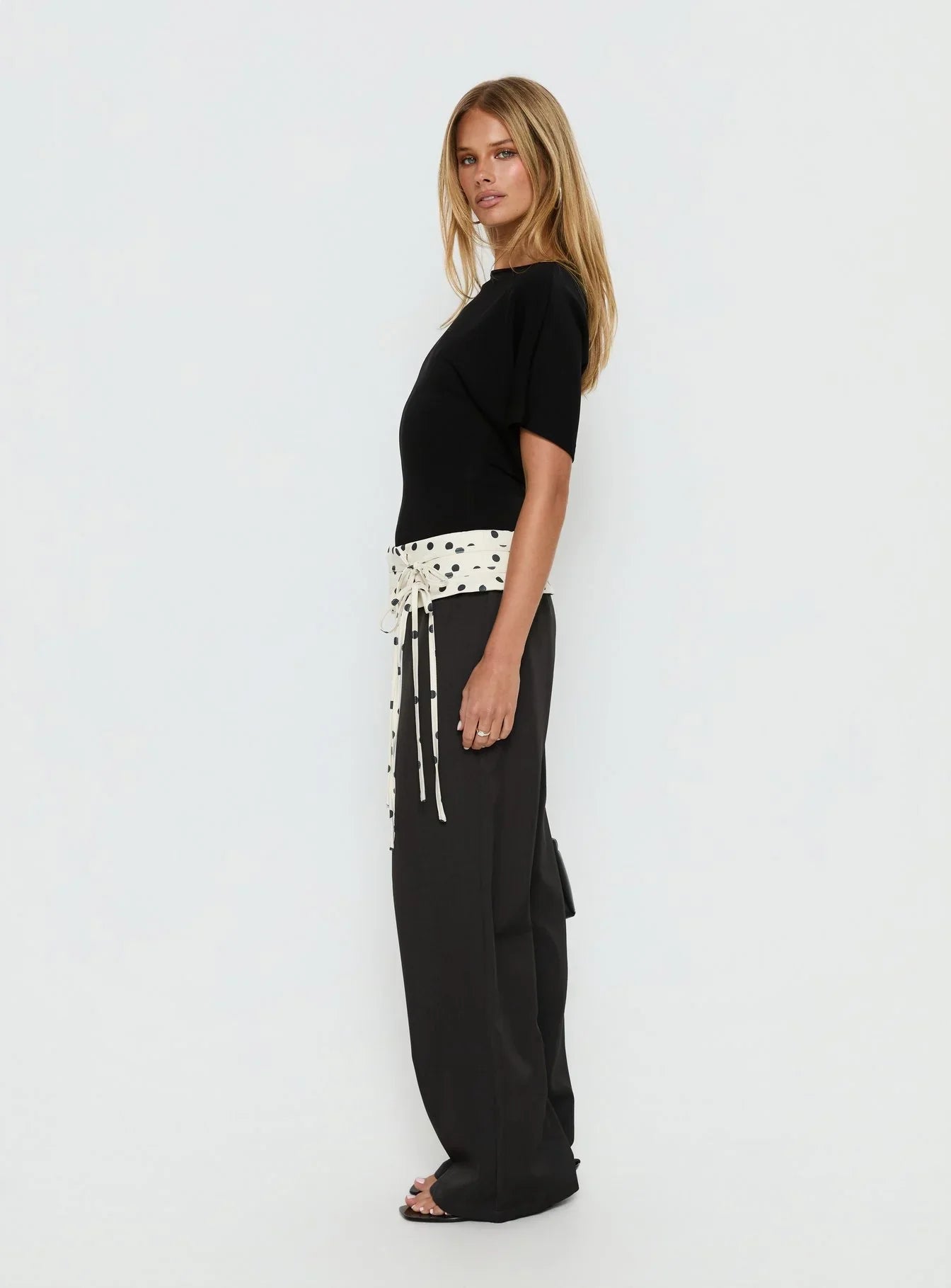 Arazia Cinched Short Sleeve Top Black