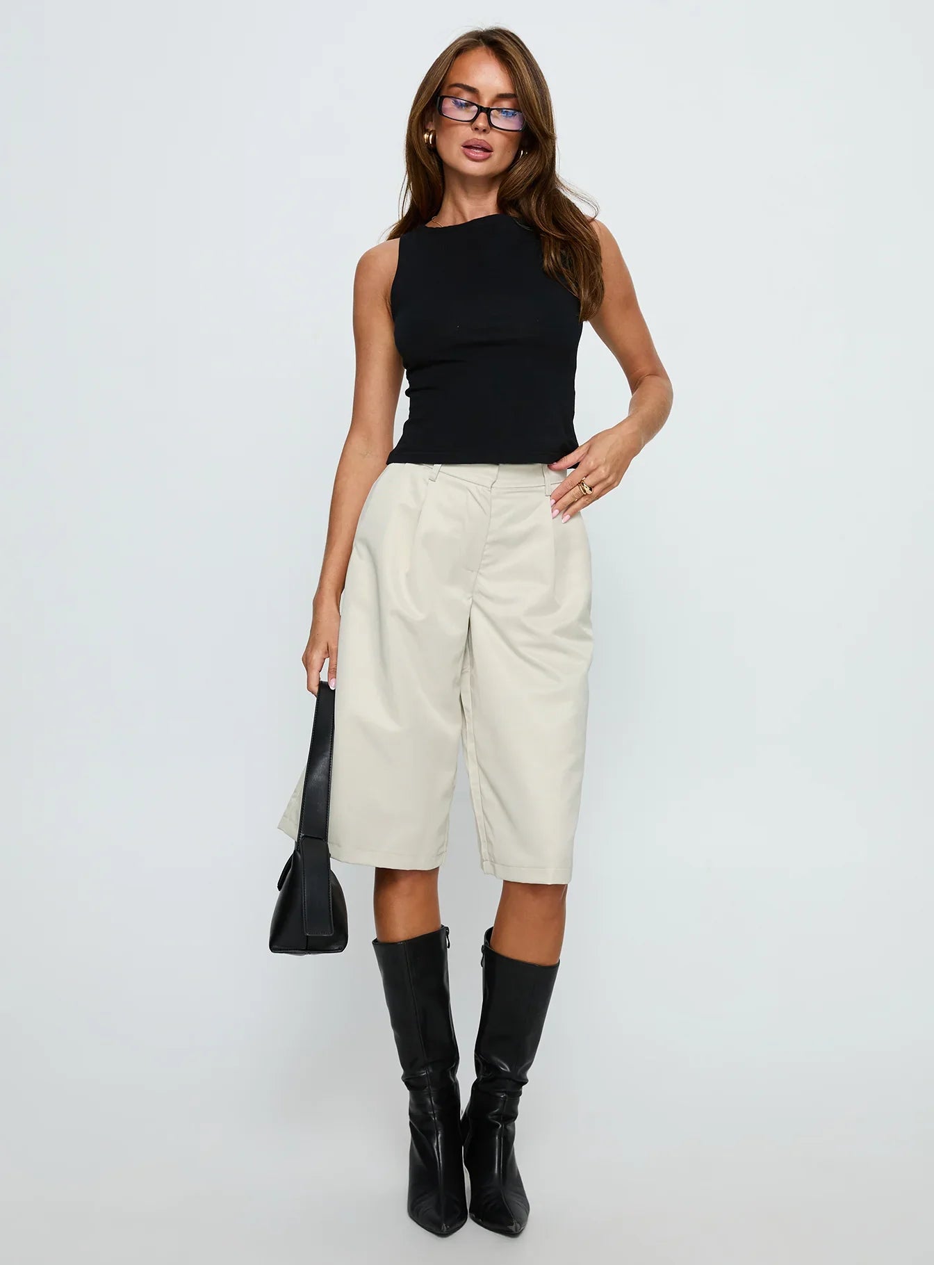 Jakai Longline Tailored Short Cream
