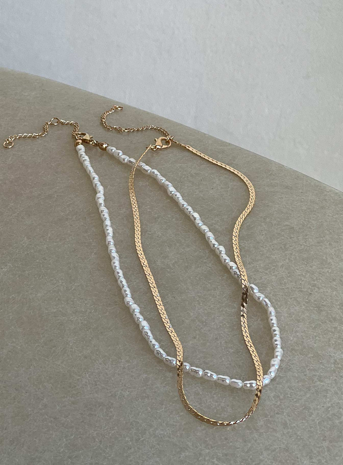 In The Zone Necklace Set Gold White