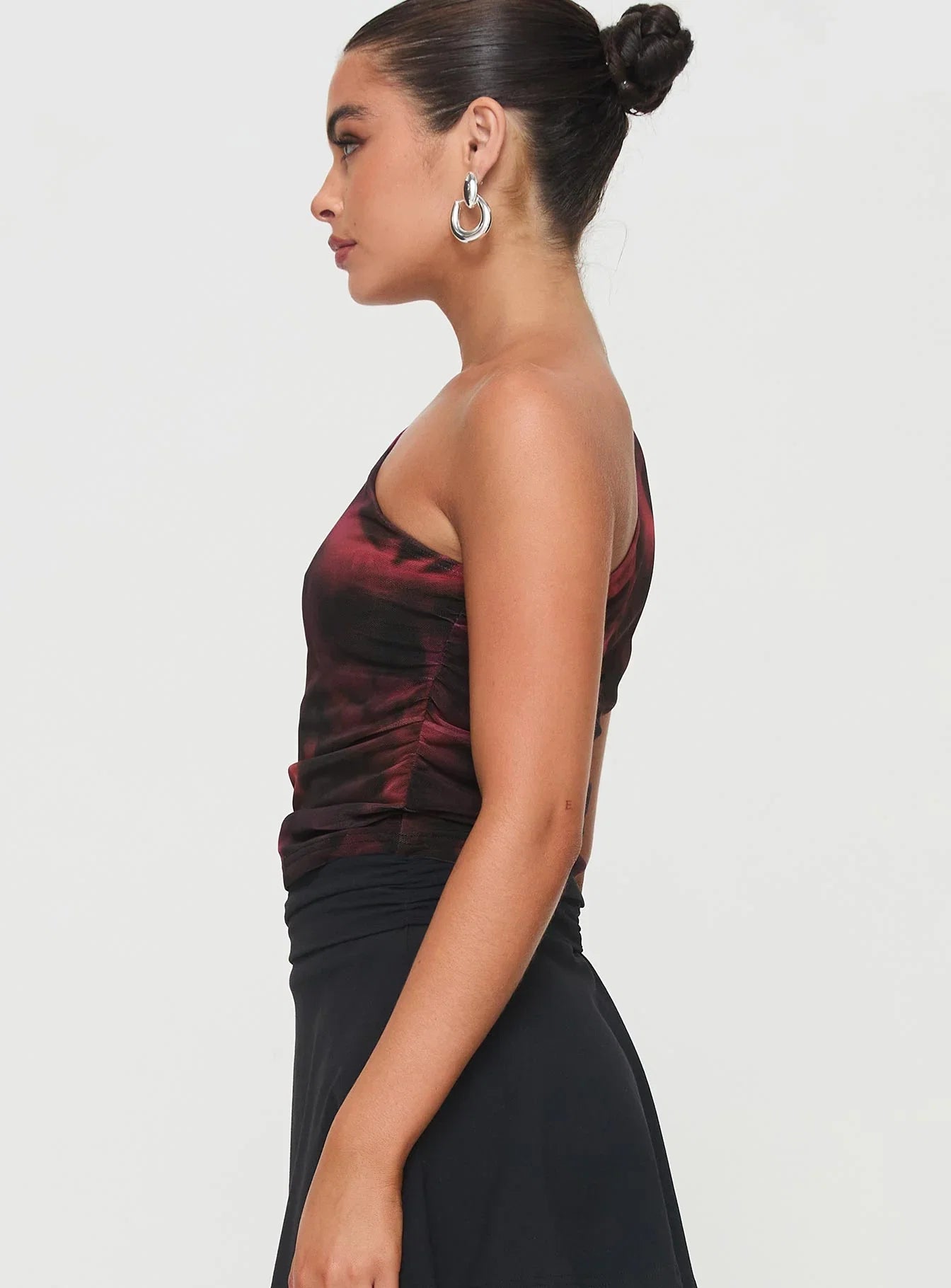 Annem One Shoulder Top Black Red