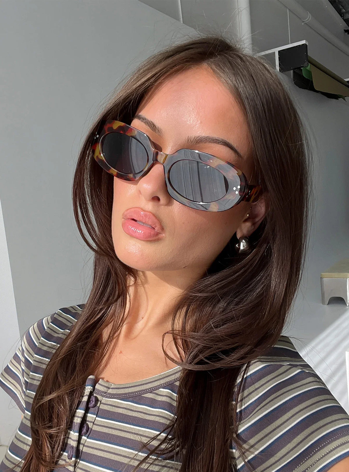 Best Shot Oval Sunglasses Tort Black
