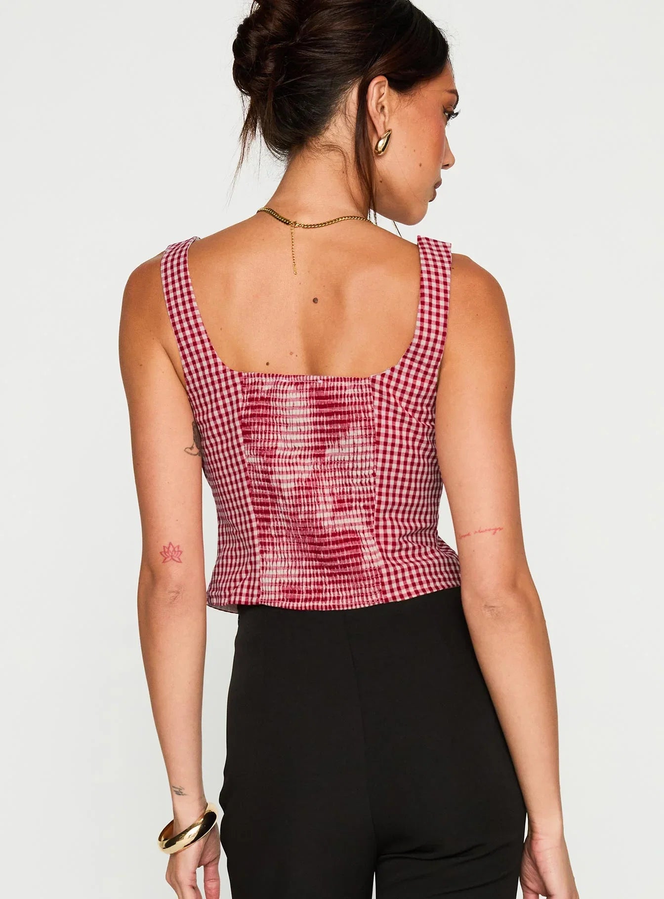 Bruncheon Top Red White