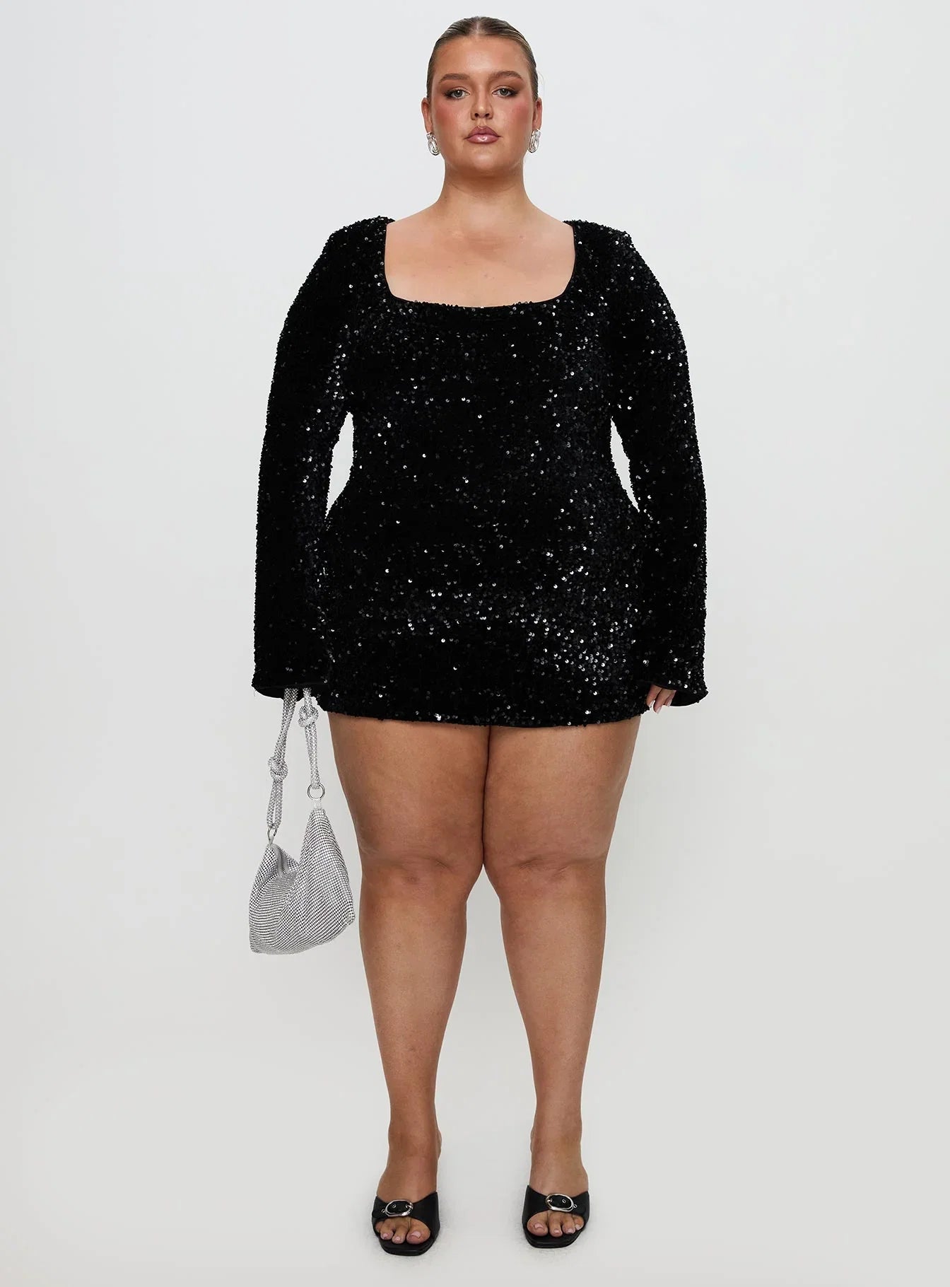 Vinelle Long Sleeve Mini Dress Black Curve