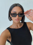 The Octavia Sunglasses Black
