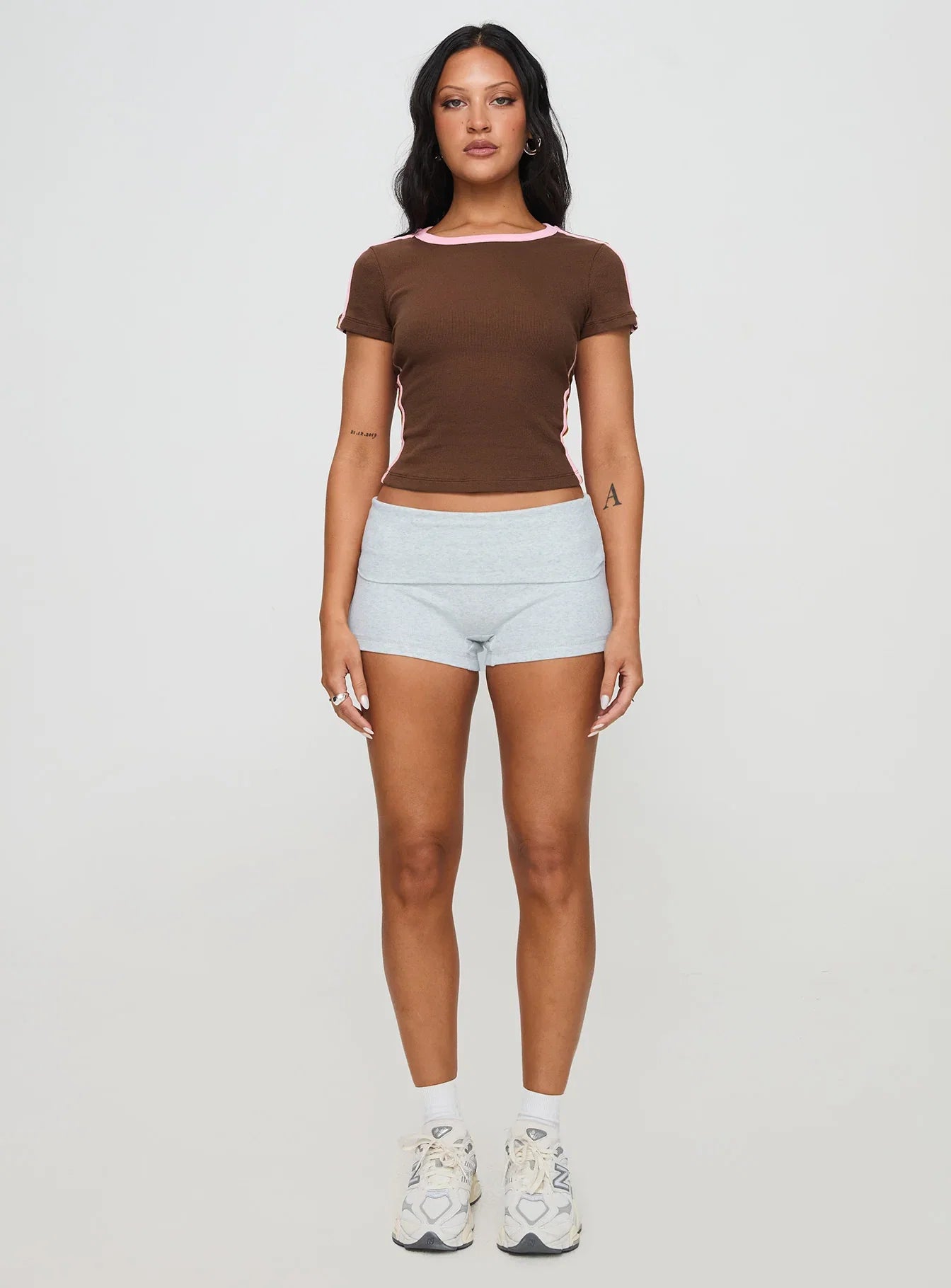 Baseline Scoop Rib Tee Brown Pink