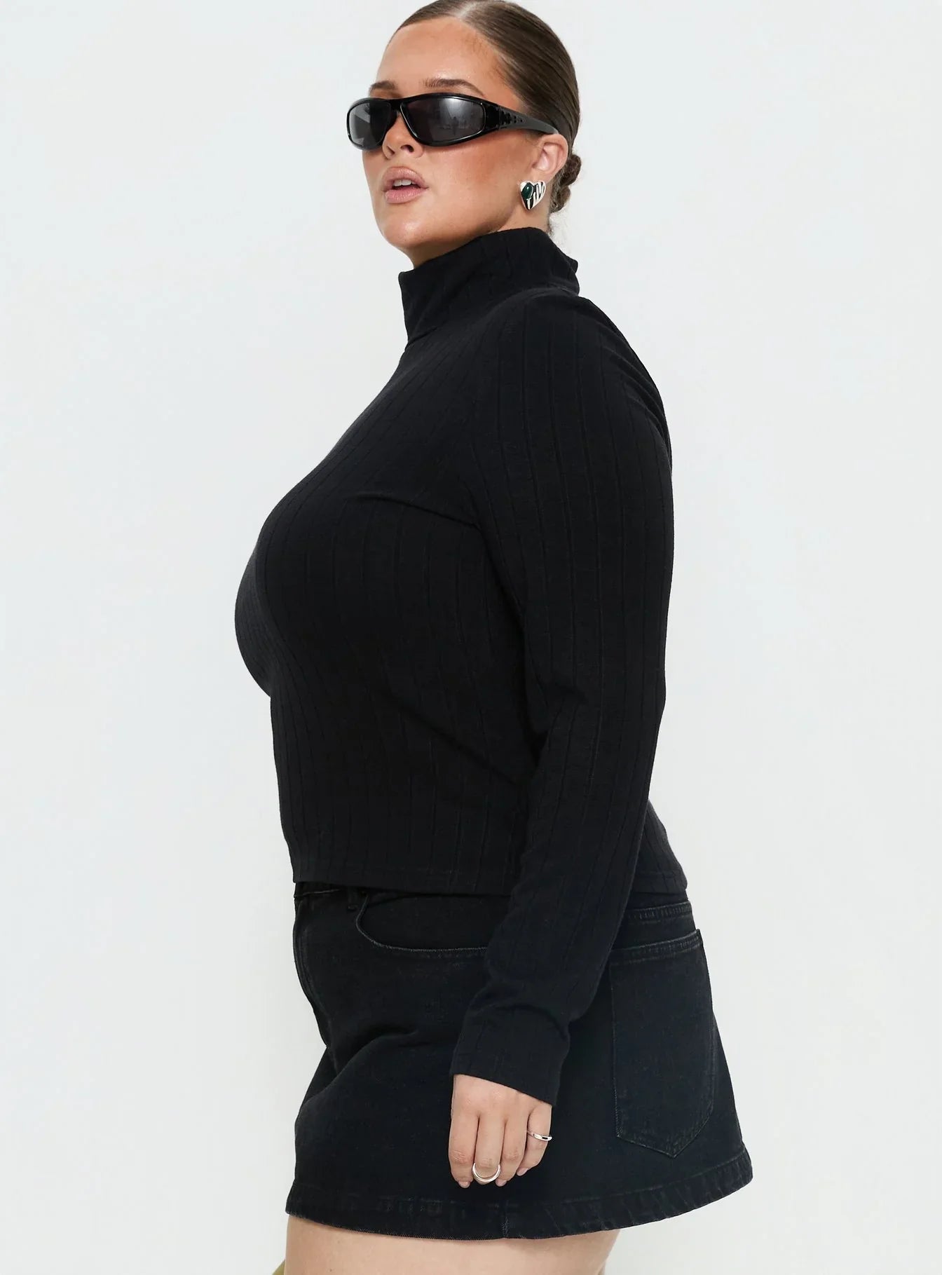 Enisa High Neck Long Sleeve Top Black Curve